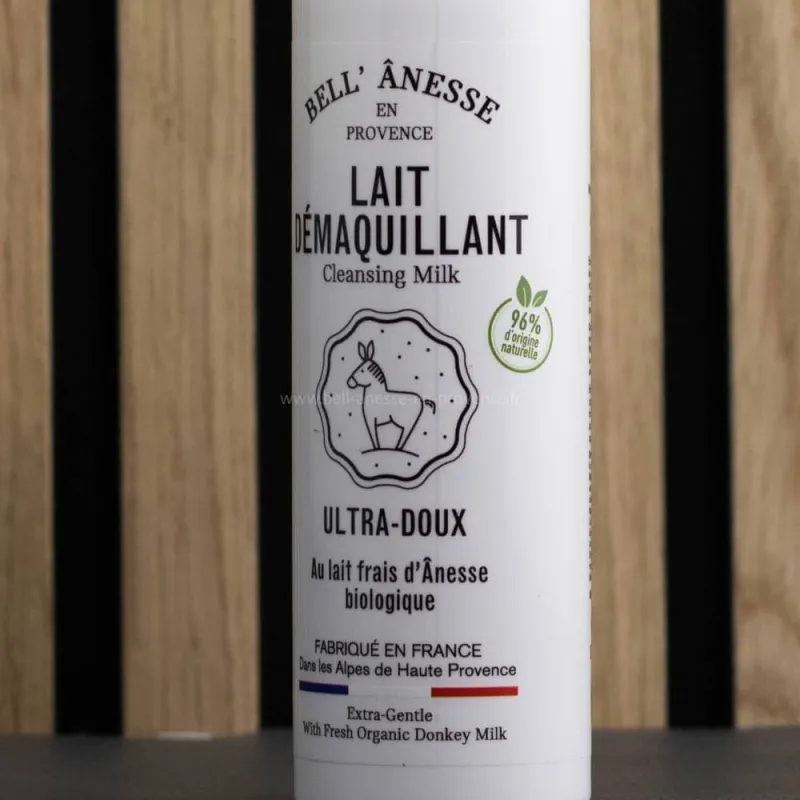 Lait démaquillant au lait d'ânesse par Bell'ânesse en Provence