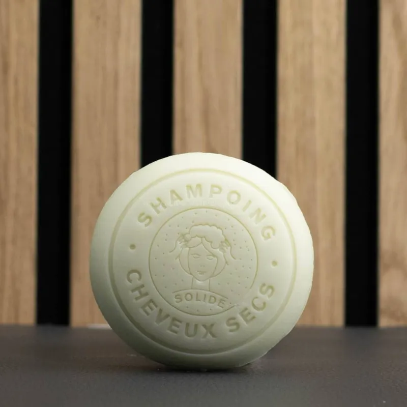 Shampoing solide à la kératine et au lait d'ânesse bio pour cheveux sec et abimes par Bell'ânesse en Provence