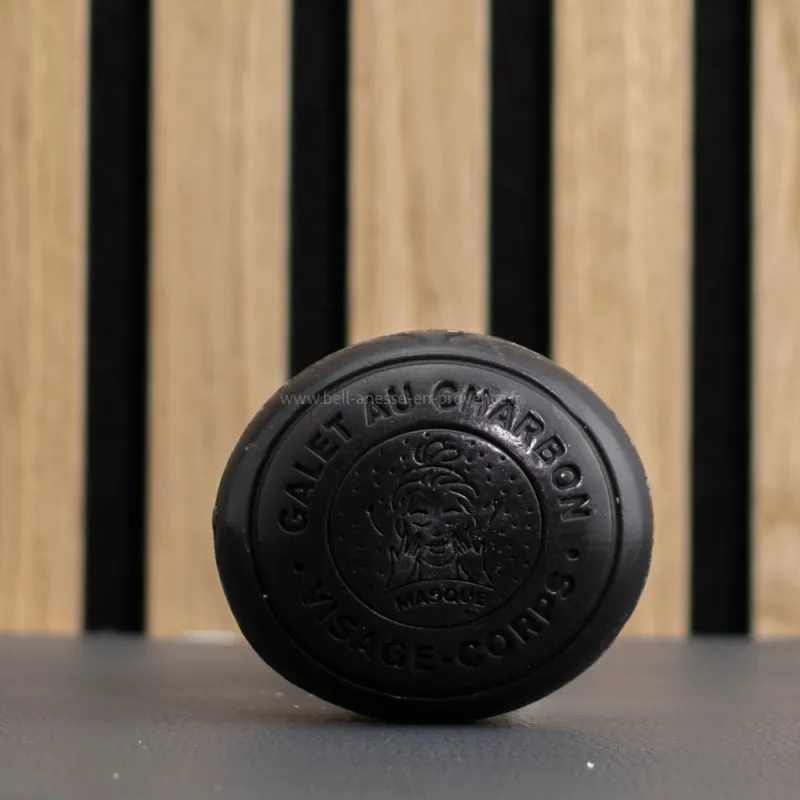 Savon masque galet au lait d'ânesse Bio et Charbon noir par Bell'ânesse en Provence