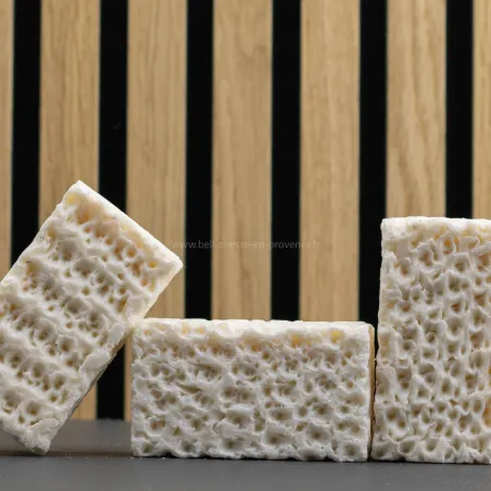 Pack savon exfoliant au lait d'anessse frais, ble, avoine et son par Bell'ânesse en Provence