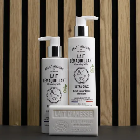 Coffret lait démaquillant au lait d'ânesse Bio par Bell Anesse en Provence