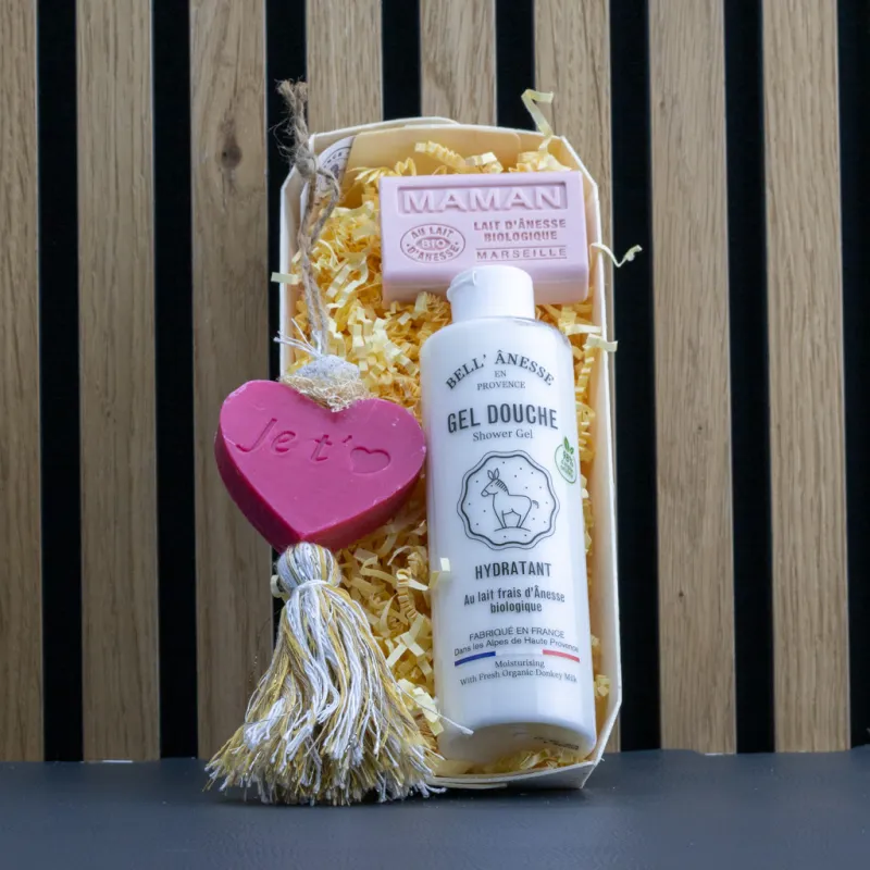 Coffret Maman Chérie au lait d'ânesse bio par Bell Anesse en Provence