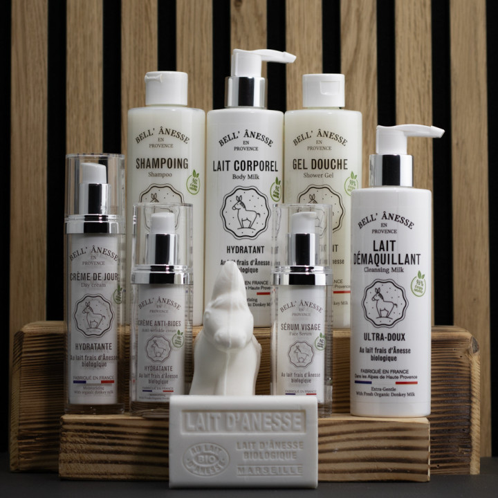 Routine beauté 9 soins beauté au lait d'ânesse bio par Bell Ânesse en Provence