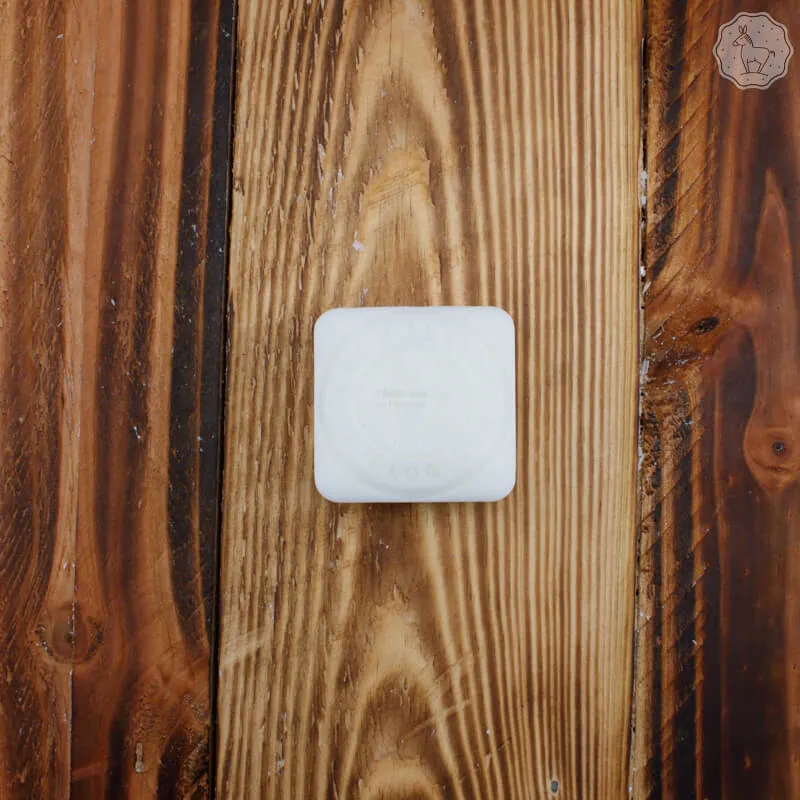 Savon 30 invité au Lait d'ânesse Bio parfumé par Bell'ânesse en Provence