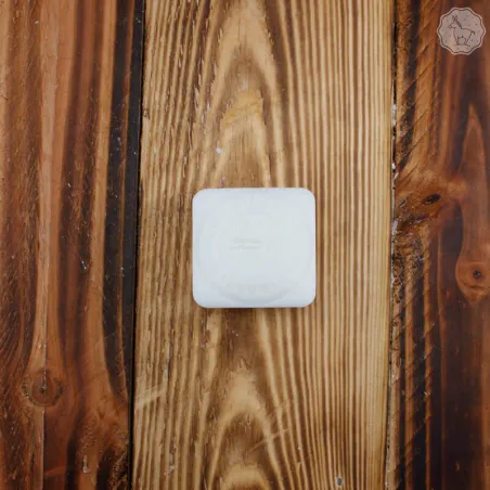 Savon 30 invité au Lait d'ânesse Bio parfumé par Bell'ânesse en Provence